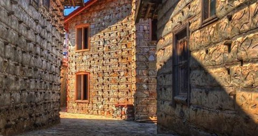 Tur Eskişehir, Frigya, Düğmeli Evler -2