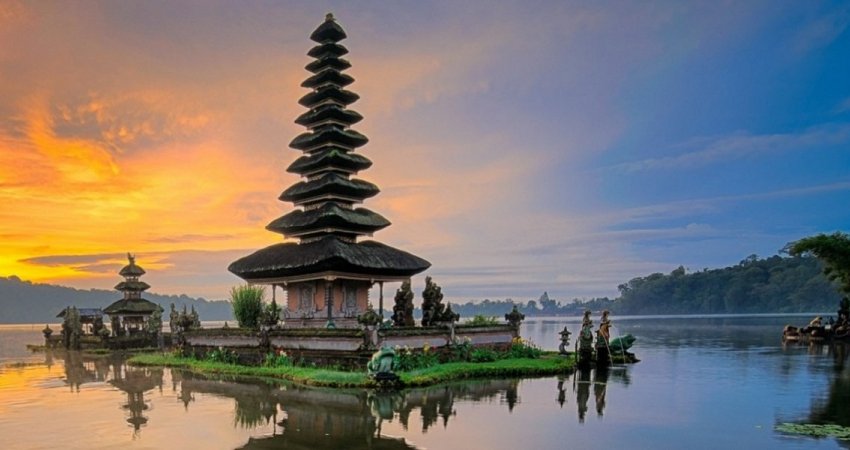 Tur Bali  Singapur